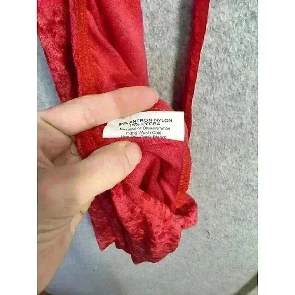 VTG Velour Sexy Red Halter Top 90s Rave Festival Y2K Asymmetrical Size M/L - Picture 10 of 14
